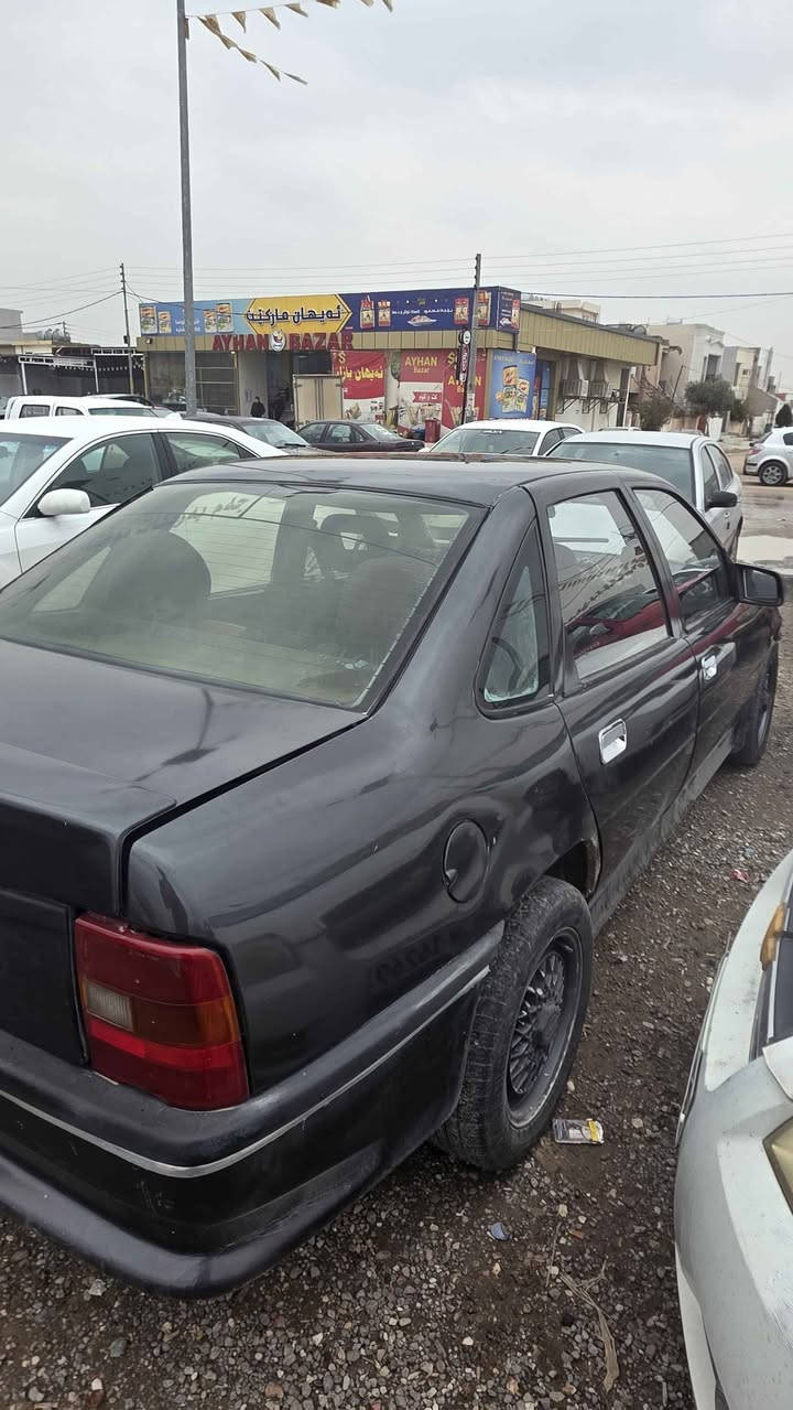 وپل فيكترا مودئل 1990  كئر عادي ماكينه 18 بئ دعم عام به خ بو جواني تحويل شه رت سعر 35و مه جال....
 رقمئ خوداني *********** دهوك, العراق
