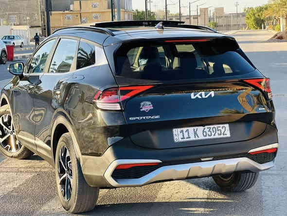 السلام عليكم 
كيا سبورتج هايبرد 2024 
فووول مواصفات بانوراما 1/1 
حجم لارج الامريكي المرغوب
سياره جديده شركة

حجم المكينه : 1600 تيربو هايبرد صاروخ ارضي 🚀 
التفويله ب 20 الف تمشي 750 كيلو ‼️
( اقوى واسرع واقتصاديه أڪــثر من البانزين )
ماشيه : 18 الف فقط  
الضرر : بدون صبغ 
جاملغ بنيد مبدلات نفس اللون اصلي 

المواصفات
1. شاشه كبيره متصل 
2. بصمه
3.بنوراما 
4.تشغيل عن بعد 
5.لايت امامي عدسات لد 
6. رادارات جانبيه
7. رادار امامي
8.فورويل AWD 
9. بكلايت لد 
10. كشنات جلد
11.هيترات بالكشنات
12. ويل كب كروم 
13.اشاير بالمري
14.كيجات دجيتل فول 
15. قطعتين تبريد 
16. تبريد بيانو لمس
17. تحكمات
18. نظام سبورت ايكو عادي ثلوج
19. توقف ذاتي
20.ايقاف ذاتي اوتو ستوب
21.حساسات خلفي امامي
22. اوتو هولد 
23. نظام منحدرات 
24. كشنات كهرباء جلد
25. شحن وايرليس 
26. شاشه 
27.قيادة آليه
28. كشافات
29. كيجات دجيتل حديث

رقم بغداد الجديد باسمي
السعر 225 ورقه وبيها مجال
***********
