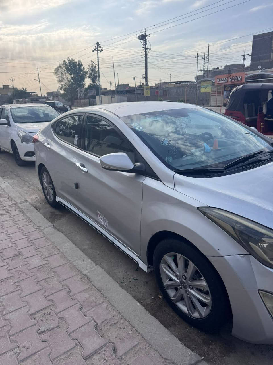 النتراموديل 16خليجي بسمي مكينه كير تبريد حداده شاشه تحكم لايت منضومه زنون سياره نضيفه ضربه تبديل ماكو بس بيها صبغ بسبب الجراد ابيع شوف العين السعر 97 العنوان بصره ***********
