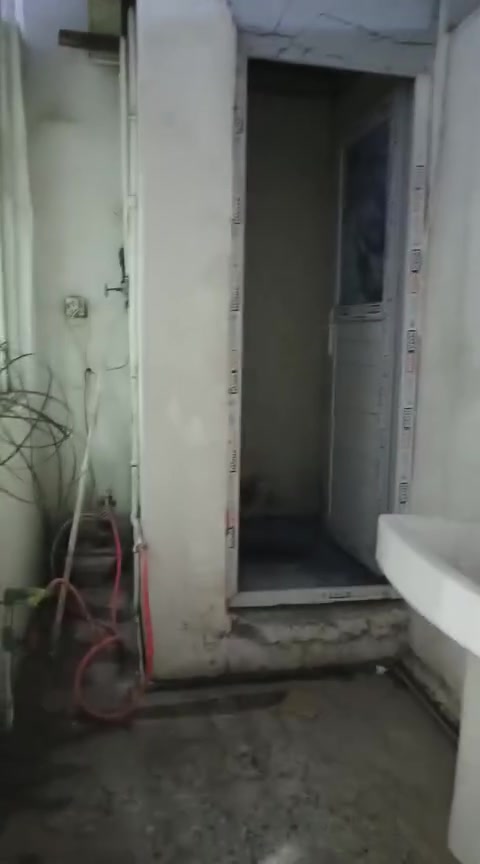 شابه هاذه الرقم صاحب الدار *********** وتواصل معه صاحب الدار
