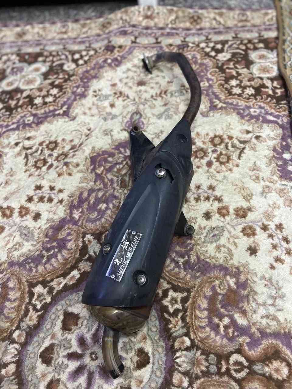 سلام عليكم من رخصه ابو الكروب عندي صالنصه رياضي ام تك بوشه مابيها لحيم وشوفت عينك مال سكنس فحل اريد مرواس بوري عدل لو ام الوزه وهاذا رقمي***********
