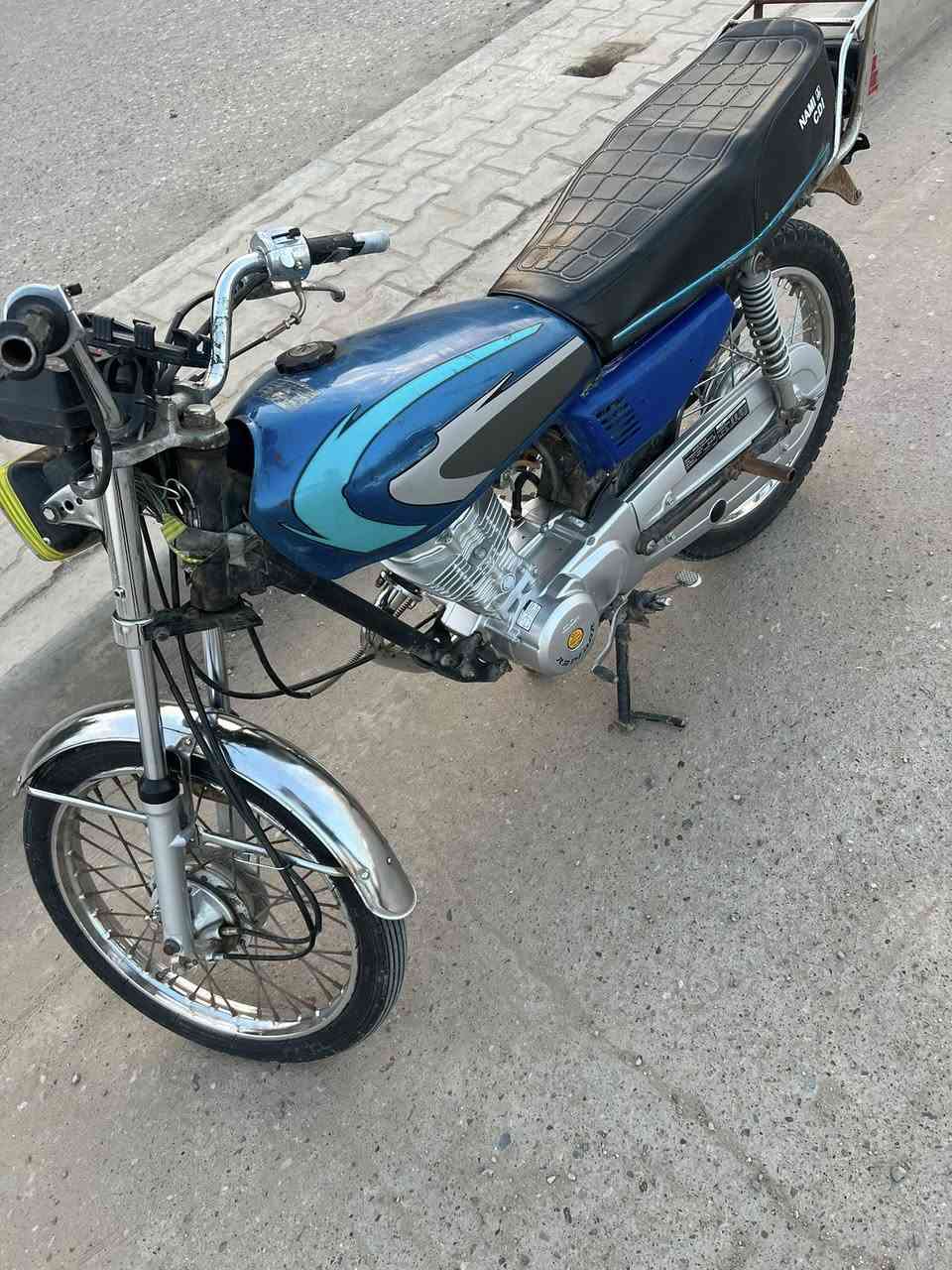 سلام عليكم ايرانيه مديل 2010 اوراق كامله اصوليه وكيله بشارع بغداد الروان محركه رابيدو جديد ما مفتوح كهربائيات كله شغاله دراجه كله جديده  
سعره 850 وبيه مجال لطيبين خاص او واتس
***********
