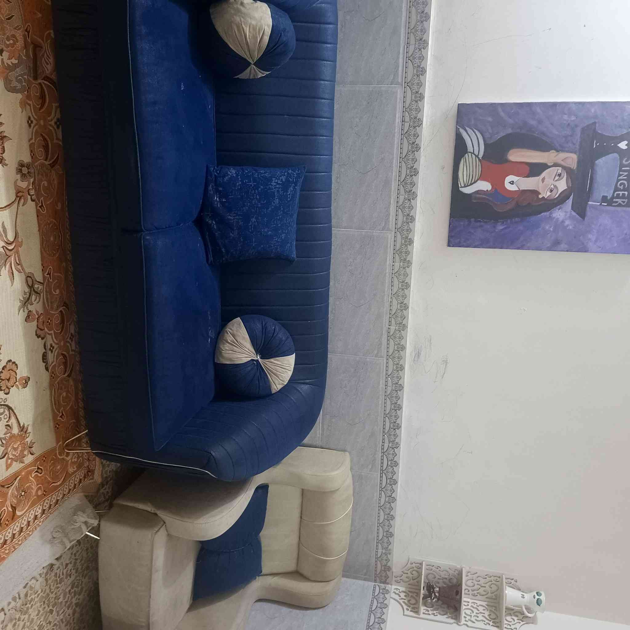 طخم للبيع بسعر مناسب للتواصل ***********
