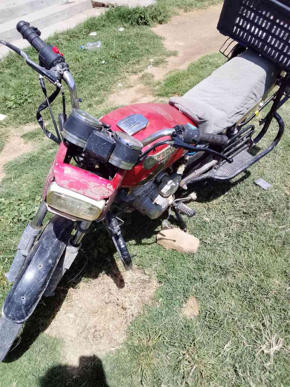 للبيع   موطور  #فيوم جاهز نقص شغلات بصيطه كلش نكره صلف السعر   #400وبيه مجال قيم بل يرضي الله بيش يفيدك حط #سعرك وكلك اي لو لا


**إذا كنت صاحب هذا الإعلان وتريد حذفه لأي سبب، رجاءا أرسل رسالة إلى الدعم الفني**