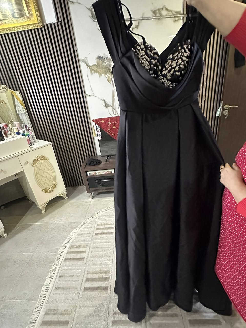 هلو بنات عندي دراعه جديده مملبوسه وفستان ملبوس مره وحده ثنينهم جدد


**إذا كنت صاحب هذا الإعلان وتريد حذفه لأي سبب، رجاءا أرسل رسالة إلى الدعم الفني**