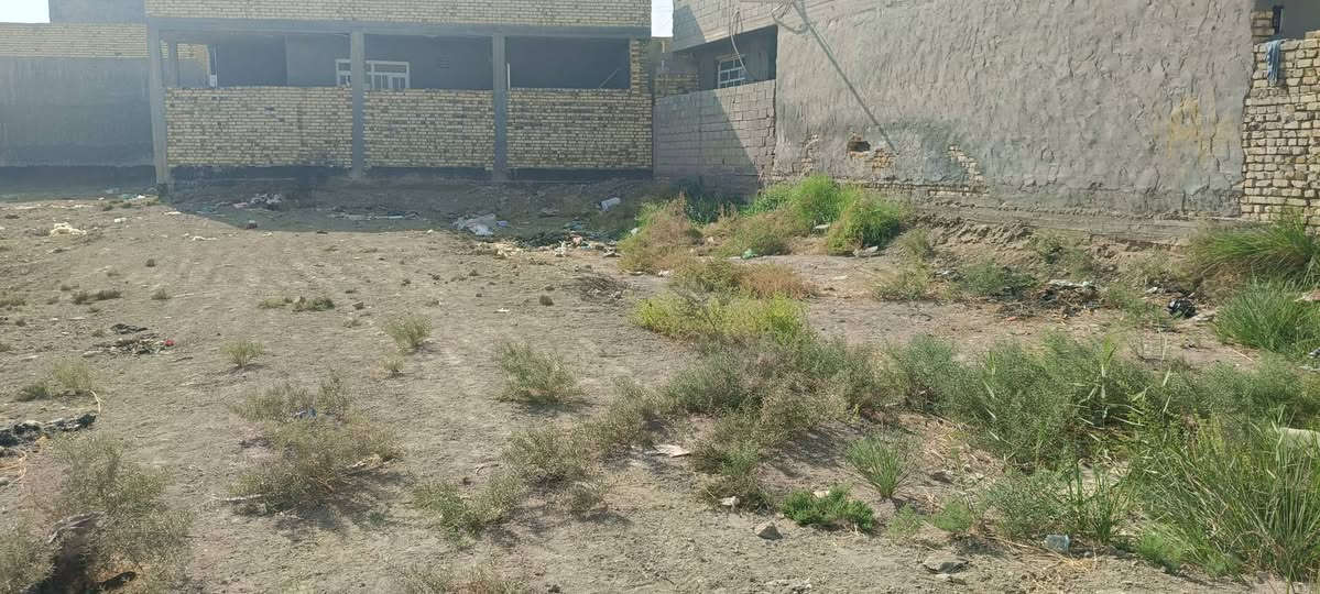 السلام عليكم #للبيع 
قطعه صرف مساحه 154م٢ واجه 6,25 نزال٢٤ بيه اجازة بناء ٢٥
الموقع ناحية النيل/الفيحانية
مقابل قطع الزراعي..شارع ١٥متر.
للاستفسار 
***********
