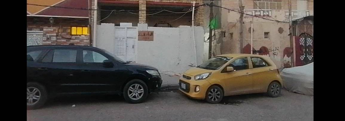 السلام عليكم مشتمل ١٠٠ متر للإيجار بي طارمه وهول ومطبخ وغرفه نوم وحده ومخزن وصحيات بي تانكي ماي حجم كبير *********** صاب ابو بيت قريب عليه مدرسه النجاح وروضه.. أماني
