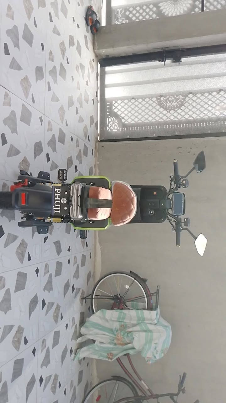 بسكيل شحن للبيع ار 11 جديد استخدام أسبوع بعد بل كرتون 6بطاريات فول موصفتا نظام سرقه تشتغل عن بعد و كارت و سويچ قفل استيران ابسكيل جديد الريد السعر 800 اليريد يتصل واتساب ***********
