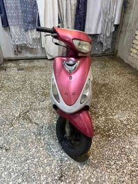دراجه ماكس منغولي نضيفه ناقصه بس سلف كهربائيه كله شغاله نكره هندر مكين...