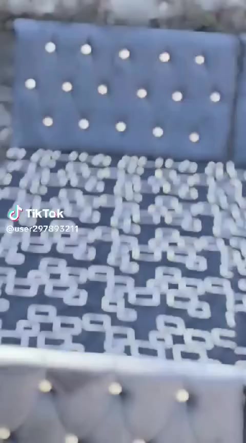 عرض خاص تخت نفر خشب عراقي جديد بلوك احمر _16 ملم
رجلين 6_3×3_
السعر_ 55_مع التوصيل داخل الموصل  الون حسب طلب للحجز خاص

ملاحضه 
الون حسب طلب الزبون @إشارة


**إذا كنت صاحب هذا الإعلان وتريد حذفه لأي سبب، رجاءا أرسل رسالة إلى الدعم الفني**