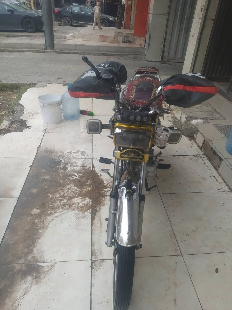 دراجه للبيع
نامي برو هونزدا 5كير
سلف شغال اناره كهرباء كلها مضبوط
عزم ماشاء الله نار 
موديل 2018 منفيس الاصلي بشرط 
مكينه صوت ناعم مابيها مشكلة
سعرر 290 الف 
مكان اربيل طيراوه 
للتواصل ***********
