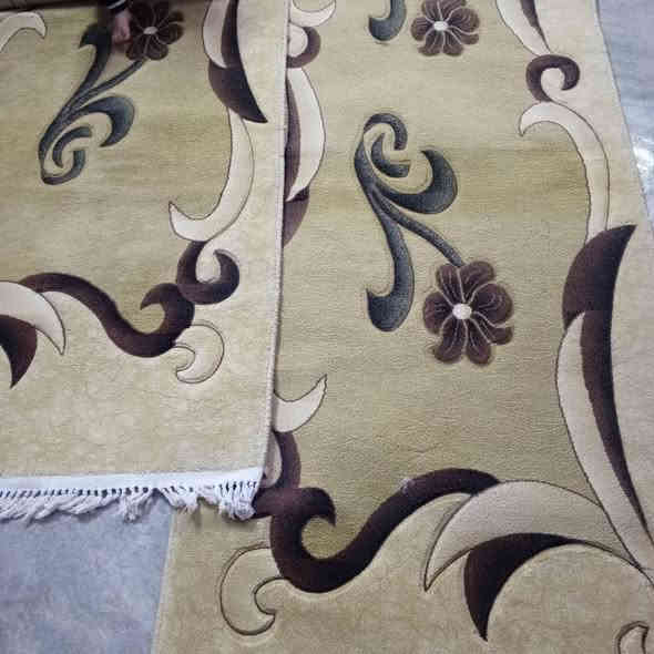 مدات.للبيع  سعر 40.طول 5امتار  
وبيه مجال  العنوان كركوك حي العروبه قرب جامع الامام علي  
0770 756 7135
