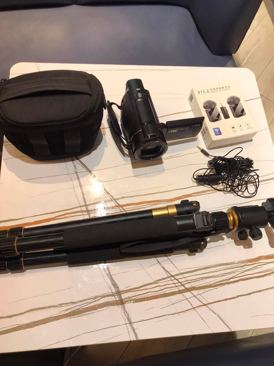 1-كامره هاندي كام للبيع مع اكسسوارات 
2-جهاز مايك F11-2
3-استاند
Sony handycam AXP55
سعر مليون و250 وبي مجال


**إذا كنت صاحب هذا الإعلان وتريد حذفه لأي سبب، رجاءا أرسل رسالة إلى الدعم الفني**
