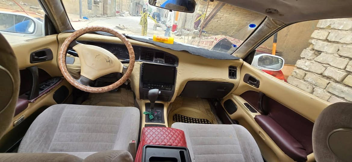 السلام عليكم بطه للبيع متصل السياره جديده اصولي بسمي كفاله لا كص ولا شي بيهه صبغ بل جاملغ  السياره تحويل مكينه وكير جدد ترايك وين ما يعجبك مباشر السياره جديده تخم تاير حداديه دواخل جدد دشبول جديد كله شغال بيهه نقص بس تبريد السعر ٤٠ وبيهه مجال حك جيه الرقم ***********
