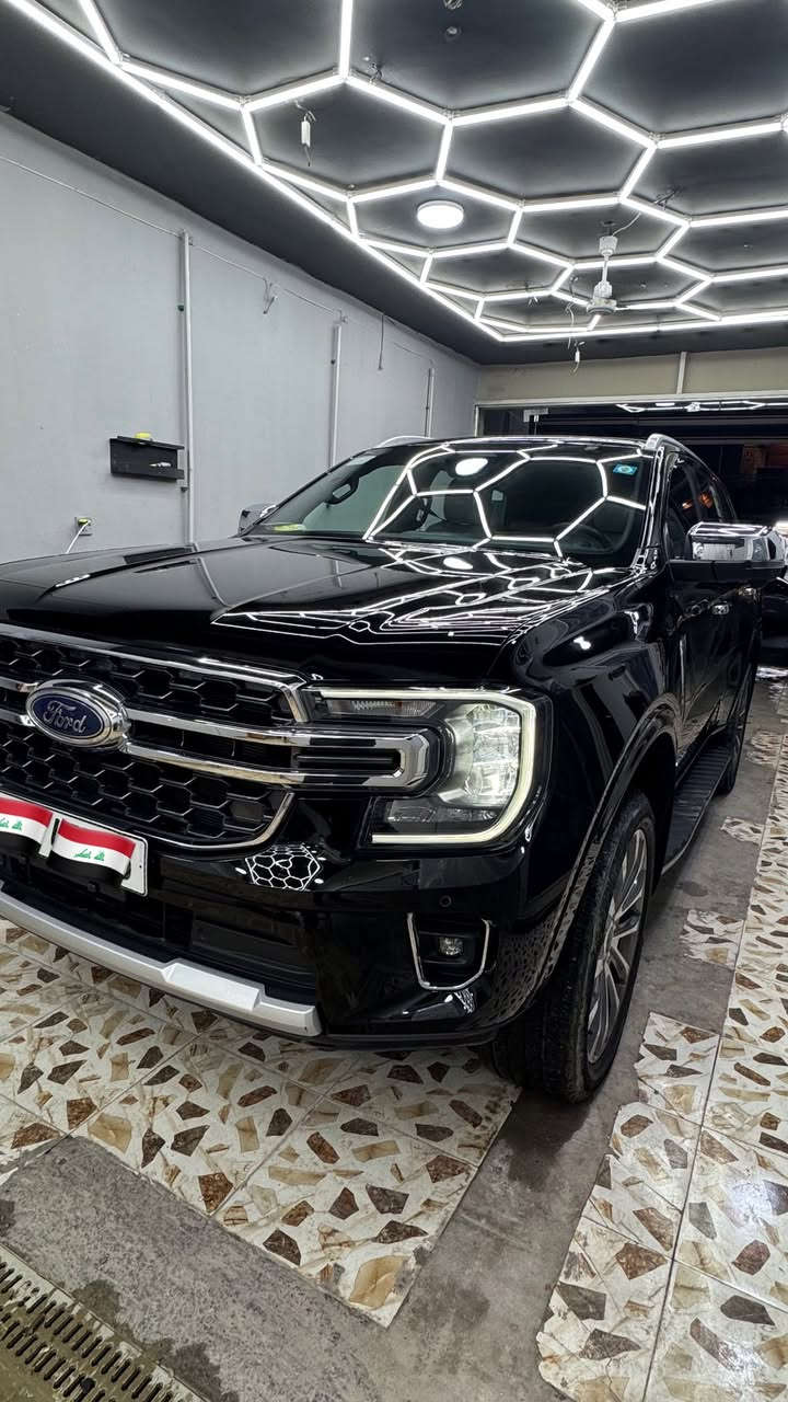 أسلام عليكم فورد ايفرست موديل 2024 ضمان شركة القاصد للسيارات ماشية 22 كيلو  بعدها بل ضمان السعر 3 شداد و5 ورقات ***********
