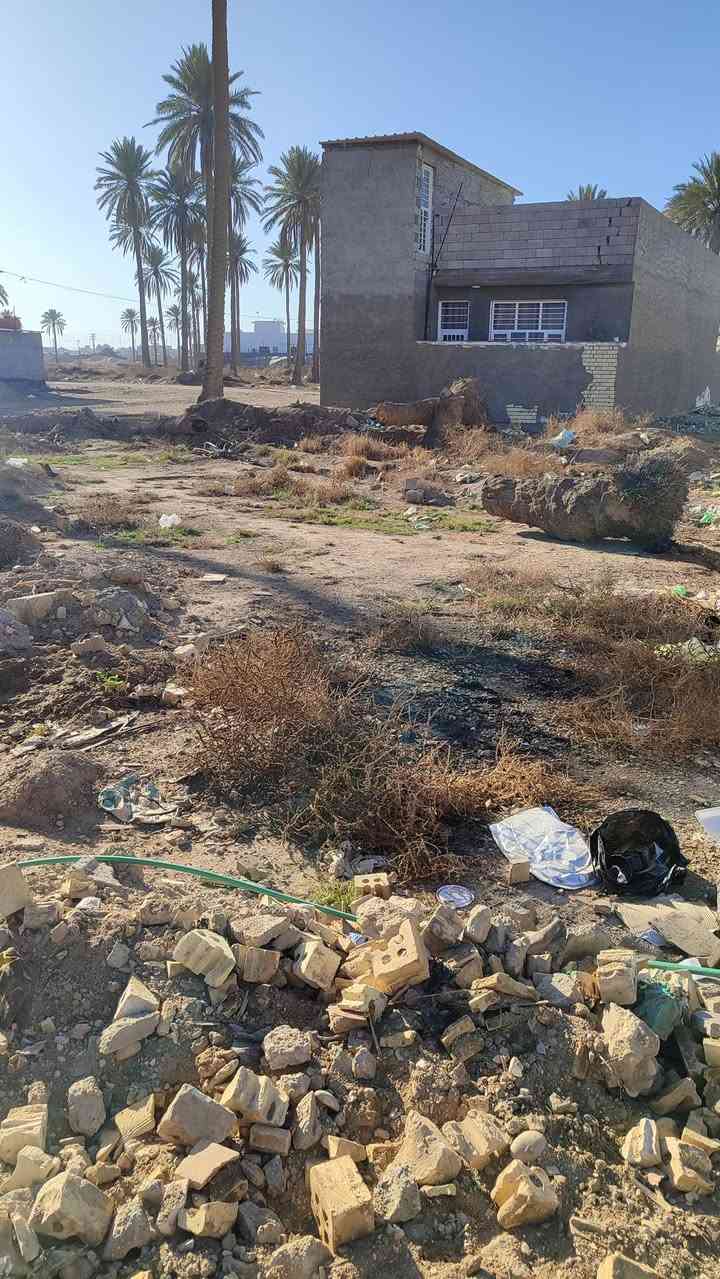 ‬نصف قطعة 100 متر  زراعي سند 25 وبيها قرار محكمة الوجه 5 والنزال 20 الموقع خلف السكلات قريبة على سوك ويوجد ماء وكهرباء  سعرها ب 13 وبيها مجال
للاستفسار الاتصال على الارقام التالية
***********
‏‪0771432 6352‬‏
