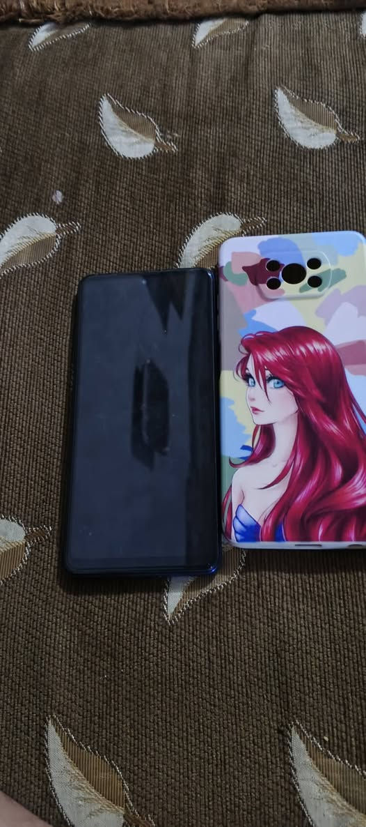 السلام عليكم
بوكو 3 برو

للبيع POCO X3 PRO

المواصفات

ببجي 60 فريم

المعالج ثماني النواة 860 Snapdragon تكنولوجيا 7 نانو

التخزين: 256 مع رام 38

الكاميرا خلفية رباعية 22848 م.ب. / امامية 20 م.ب.

الشاشة : 6.67 بوصة بدقة FHD بتحديث 120 هيرتز

البطارية : 5160 مللي أمبير

يدعم الشحن السريع 33 ..

جهاز نضيف مجمرك نظامي

نظام : اندروید 13

السعر 125 رقم الهاتف*********** بغداد الشعله
