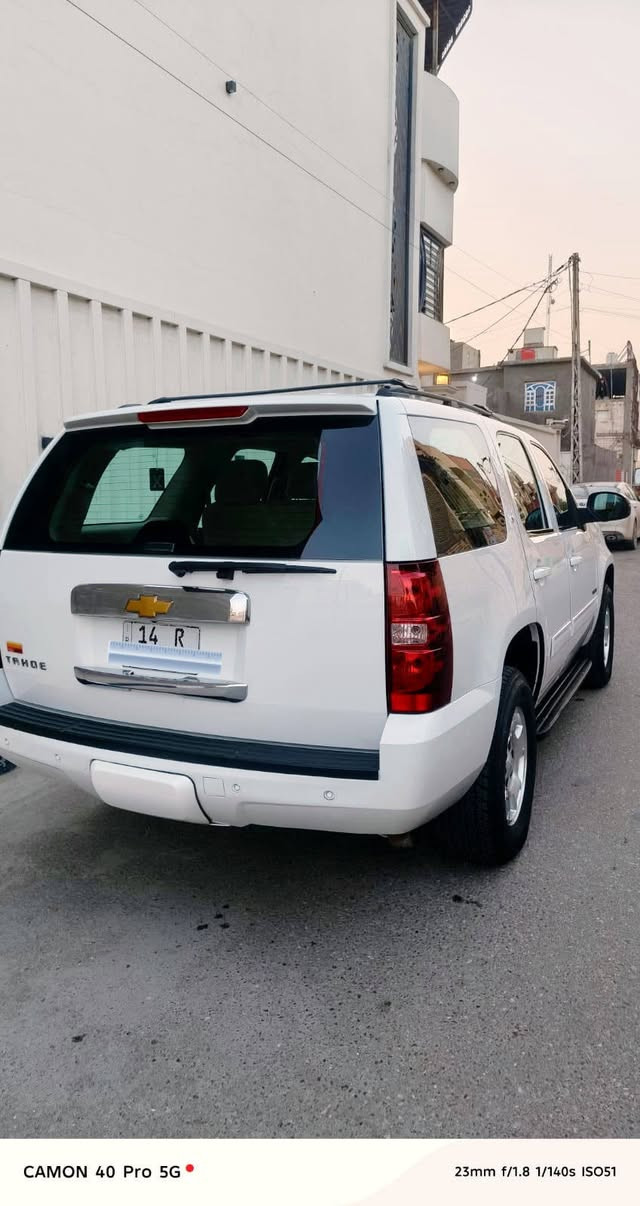 السلام عليكم ورحمة الله وبركاته 
تاهو موديل 2014 رقم بصره انكليزي باسمي LT كفاله ضربه صبغ تبديل جاهزه السياره مكينه كير حداده تخم تاير دلوب ياباني مكان السياره بصره الشراي يتصل بالخدمه ***********
