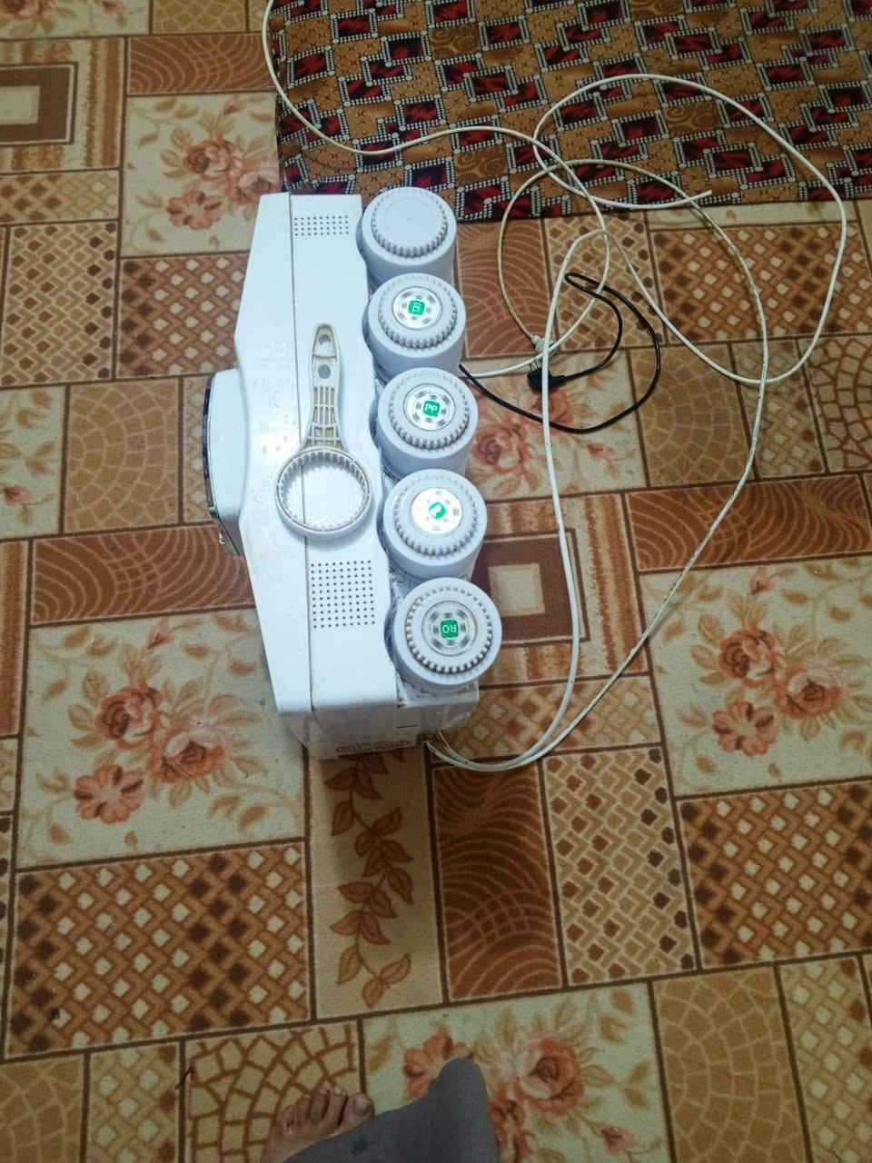 إخوان سلام عليكم جهاز مصفي أمريكي أصلي مستعمل بس أخو الجديد للبيع السعر 350ابي مجال للشراي نضيف كلش ***********
