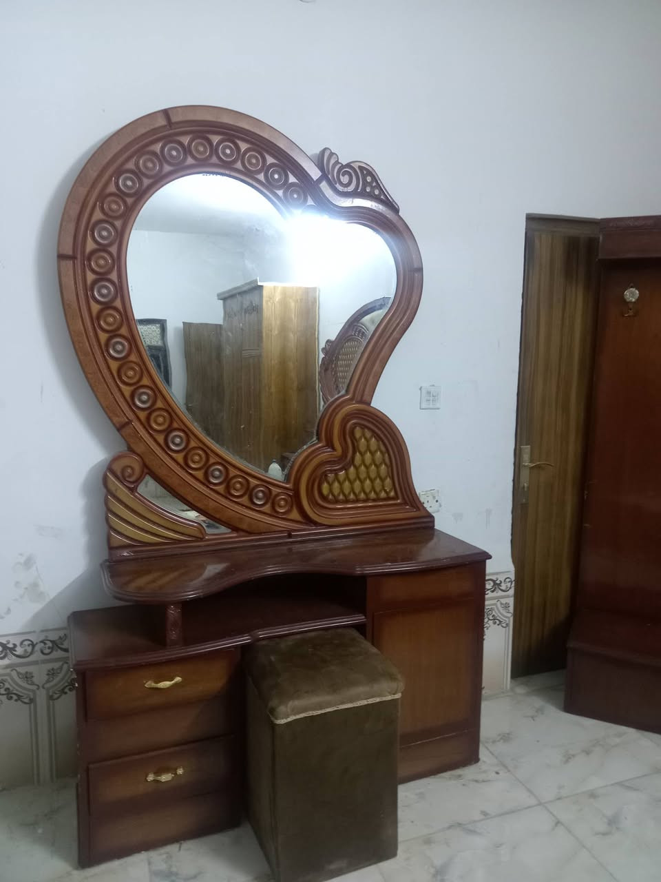 غراض لبيع هبهب ابيع واشتري ***********
