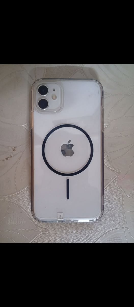 سلام عليكم ايفون11 عادي ذاكرة 128 بطارية 93 مال شركة كلشي ما مبدل بي بعده ع وضع الوكالة كامرة تخبل كلشي بي حلو واكرر (كلشي ما بي على وضع الوكالة) مستعجل على بيعته مكاني بغداد مدينة
شراي اتصل ***********
