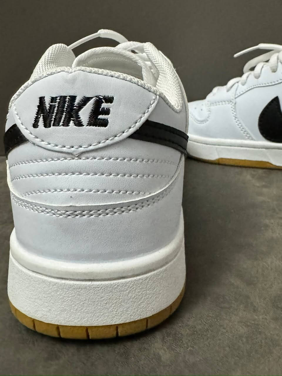 نظافه 99💯
نايك فيتنامي
قياس 41


**إذا كنت صاحب هذا الإعلان وتريد حذفه لأي سبب، رجاءا أرسل رسالة إلى الدعم الفني**