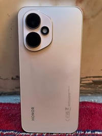 ايفون 12 عادي بطاريه 82  ذاكره 128 جهاز وتر ما مفتوح نضيف حيل سعره 200...