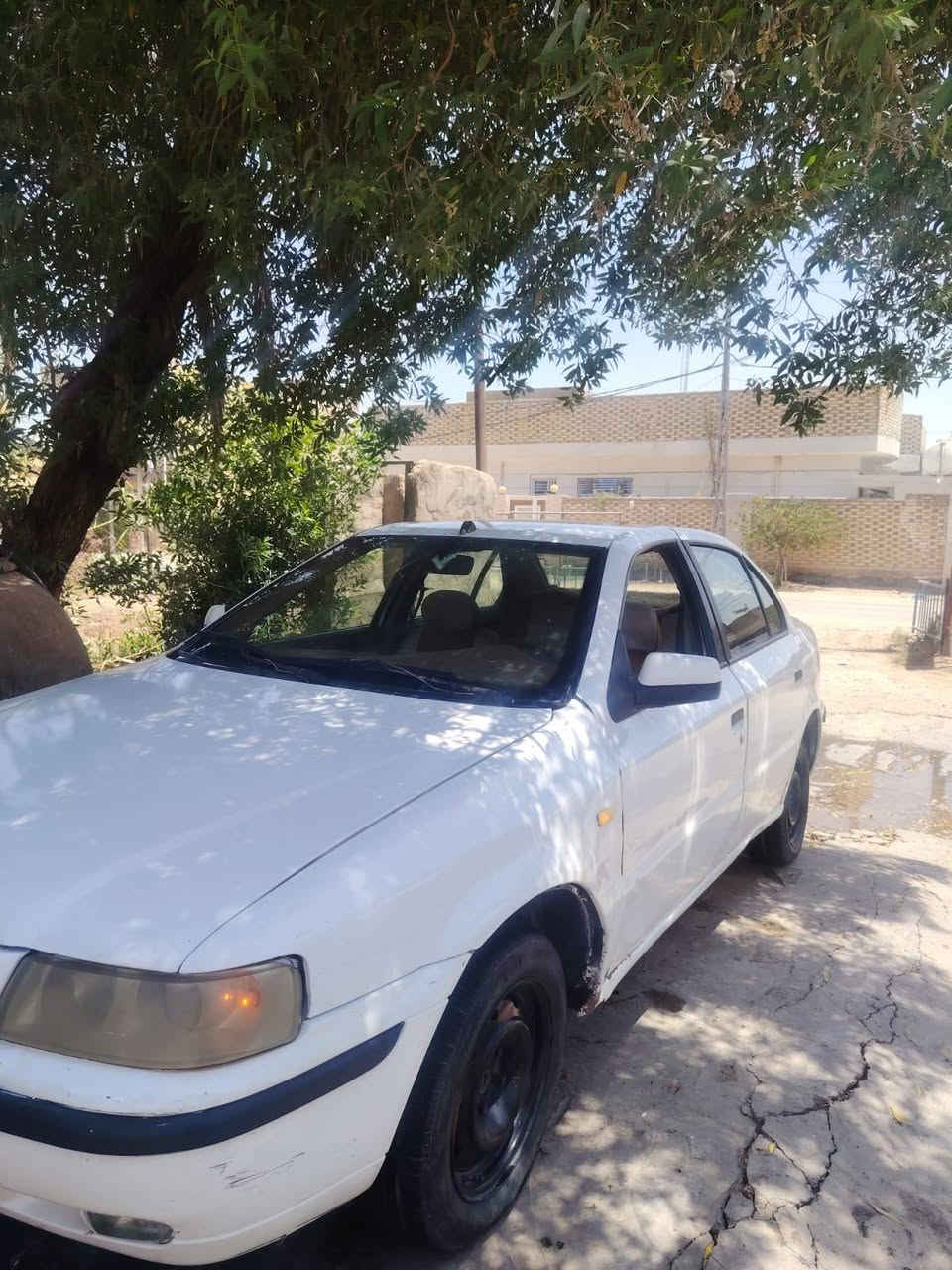 سمند موديل ٢٠١١ بسمي سنويه من الشركه للبيع
كير محرك خير من الله كلج اليوم شريته جديد صينيه عينه بولبرين كليج
حداديه جديده 
كهربائيات كامله 
منضومة تبريد كامله ماعدى نقص غاز تخم تاير نظيف
السياره معروضه بلصور الشراي خلي يجي يشوف بعينه وشوف العين ماينحمد 
السعر ٢٥ورقه وبيها مجال سعر ستوته وأقل يمكن 
الاتصال على الرقم *********** واتساب موجود وشكرا
