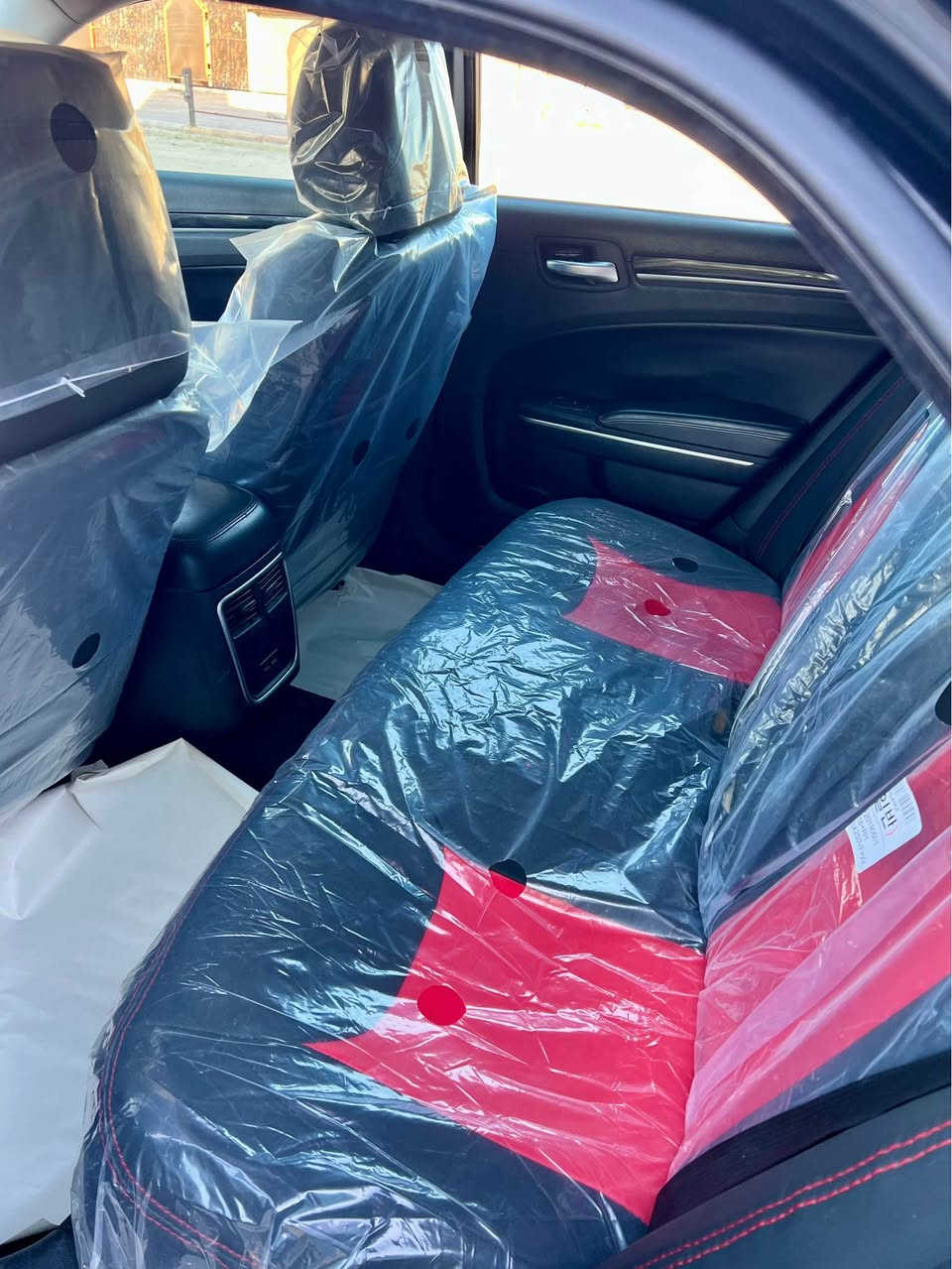 السلام عليكم 
أوباما  2015 اصل للبيع 
 وارد أمريكي 🇺🇸 
 حادثه تخريب 
كفاله من الظربه  
شواصي لقود كفاله
 السياره بيها رشات صبغ اثر شخوط
السياره جاهزه من مكينه گير 
حدادا تخم تاير جديد تبريد تدفئه 
ويل 18 عنكبوت 
 حجم المحرك / 3/600
ماشيه 130 
السياره تحويل ثاني يوم 
رقم الجديد بسم صديقي
السعر 167 وبيها مجال لشراي
العنوان البصره
*********** البصرة, العراق
