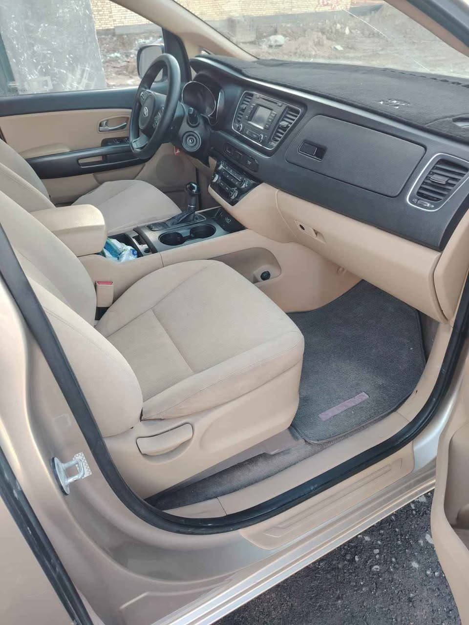 سيدونا ٢٠١٦ اصل. رقم بصره. سنويه 2029 مكينه كير حداديه جاهزه من كلشي حادثه دعاميه والبنيد مصبوغ نفسه وبيه بارد باب السلايد عكس سايق بدون ارباك ماشيه ١٠٨ ميل السياره جديده مكينه ٦ سلندر ٣٣٠٠
مواصفات Lx المعروفه السعر ١٧٢ وبي مجال للشراي مكان السياره السماوه وللاستفسار *********** السماوا, المثنى
