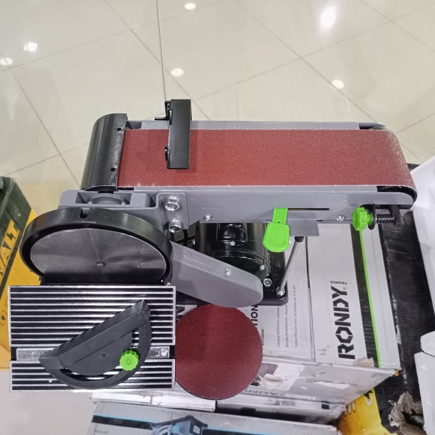 باركود: 37971
سنفرة ثابتة حزام و مدورة كهربائية قوة ماطور 350 واط كامل ملاحقتها جديد لوك ماركة RONDY  فرنسية 
سعر: 90 الف 
سعر كاغد شريطي: 3 الف


**إذا كنت صاحب هذا الإعلان وتريد حذفه لأي سبب، رجاءا أرسل رسالة إلى الدعم الفني**