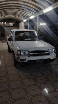 السلام عليكم ورحمة الله وبركاته البيع او مراوس بكم ادميلر 2006 محرك بلادي كير اوتوماتيك مال كروسيده السياره خير من الله مابيه اي نقص وحلوه وكاعده ونشاطتها حلوه رقمها منفيس فلاحي مكاني تكريت باقي التفاصيل الاتصال على او المراسله على الخاص ***********
