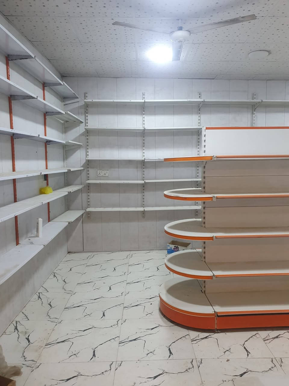 للبيع اغراض اسواق نظيف مستعمل قليل ( طويريج الحولي للاستفسار أكثر اتصل عل رقم ( ‎0771 427 7027)
