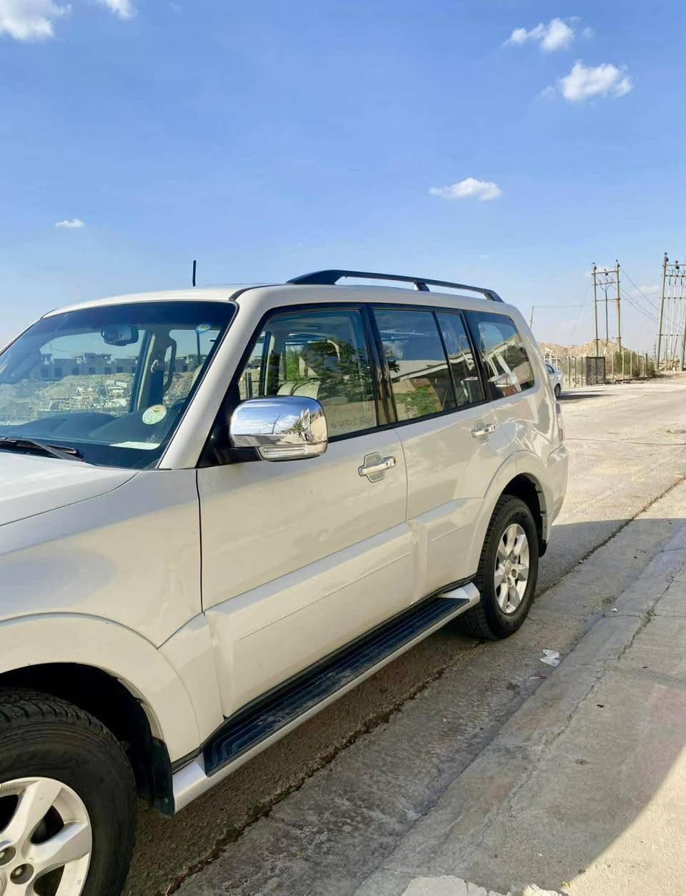 باجیڕۆ  ٢٠١٤
بێ بۆیاغ تەنها سەقفی هەندێک تێزابی پێوەیە ڕەسمەکەشم داناوە
قەپات مواسەفات
دەعامی بۆ دەعامی بە شەرت
مەکینە 3600
گێڕ و مەکینە بەشەرت - نەکرایتەوە
نرخ: 160 $
شوێن: هەولێر
مۆبایل: ***********
————————————
باجيرو موديل ٢٠١٤ 
مواصفات فول - بدون صبغ
سلايد فتح بالسقف 
محرك  3600
كيرمحرك كل بشرط مامفتوح
سعر160$ ورقه
سبع راكب
تبريد مركزي
تبريد ثلاث قطع
مرايه كهرباء
تحكمات بالستيرن
کشن جلد
بدون اي حادث فقط القماره شويه بيها تيزاب
مكان السيارة اربيل
رقم  *********** أربيل, العراق
