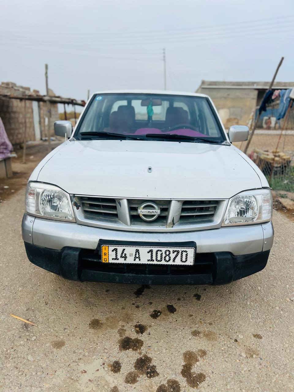 سلام عليكم نيسان بيكم 2006محسن سعودي مكفوله من الضربه سياره حلوه ونضيفه بيه صبغات قليلات سنويه 2030 رقم نكليزي سعره95وبيه مجال  ***********
