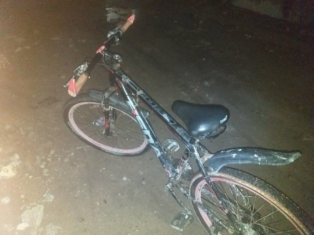 سلام عليكم  بايسكل جبلي اكس لارج حجم 26 بايسكل مابي شي بس ملحوم من كدام لحيم 6 شهر صاله ومبي شي سعره 35 وبي مجال مكاني بغداد شعله شارع شيش تواصل خاص بايسكل بي مجال قليل


**إذا كنت صاحب هذا الإعلان وتريد حذفه لأي سبب، رجاءا أرسل رسالة إلى الدعم الفني**