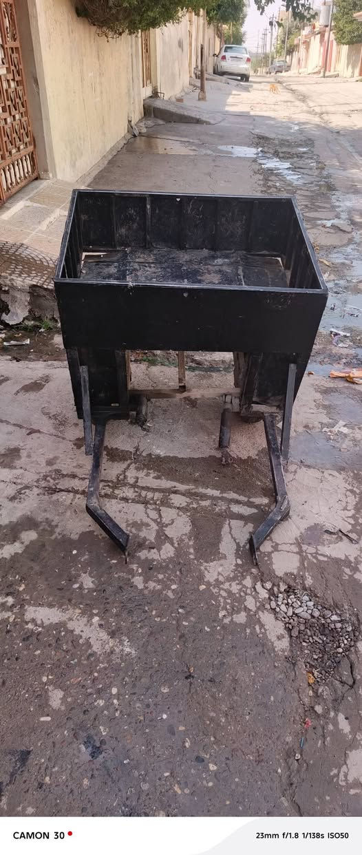 سلام عليكم عندي عربانه مال ماطور للبيع عربانه نضيفه مال رزق شدها عل ماطور وتوكل بس عندك دبلاتها شيوا تعبانه يعني تجيني وانزلك حك الدبلات سعرها 150 الحب يدخل خاص او يتصل علا رقمي *********** موصل, نينوى
