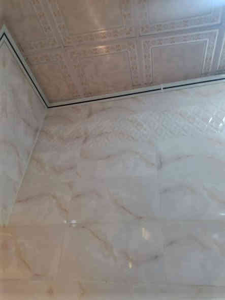 بيت للبيع واقصاد وامراوس المساحه 200 متر بيت درجه اولى السعر 40 وبيه مجال للشراي  موقع البيت حي الزهراء على شارع الشريفات ***********
