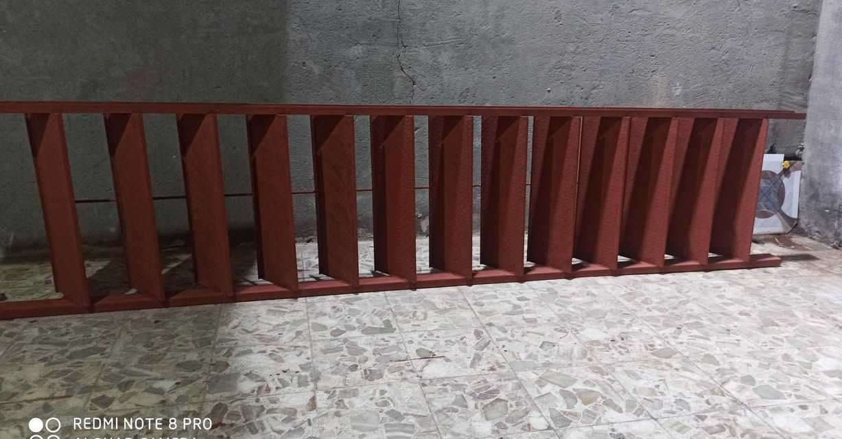 درج للبيع
طول أربع متر و٦٠سم. عرض البايه ٩٠سم. حديد الثقيل. جنل ابو الاربعه. 
سعر مناسب جداً ٢٧٠الف
***********
