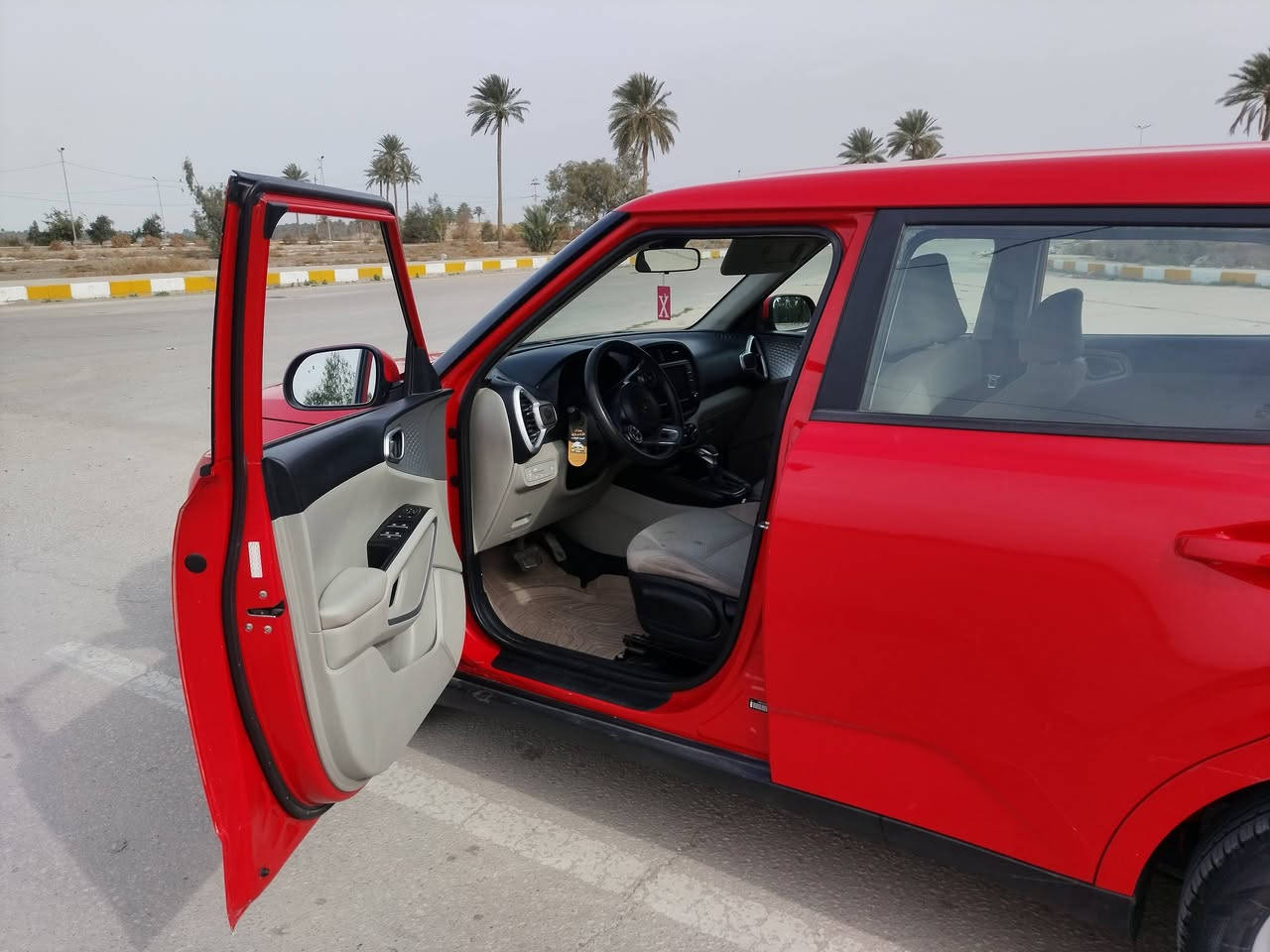 السلام عليكم
للبيع كيا صول موديل2022

رقم بابل

السياره جديده وجاهزه 

ماشيه45 حقيقي

شاشه

كاميرا

رادارات 

ويل كب 

تحكم استيرن 

مكينه2000 دوش استندر 

ضررها والسونار والتفاصيل داخل المنشور

فقط جاملغ وشويه بحافة الباب

السعر152

الشراي يتصل

***********
