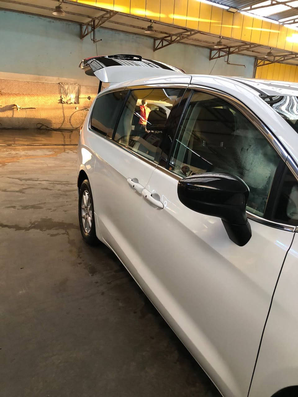 حاثهة موضح بل صور(  بيهة كلير قطعتين )
السعر ٢٢٠  
ما متواجد عل فيس 
***********
فيوجر ٢٠٢٤
