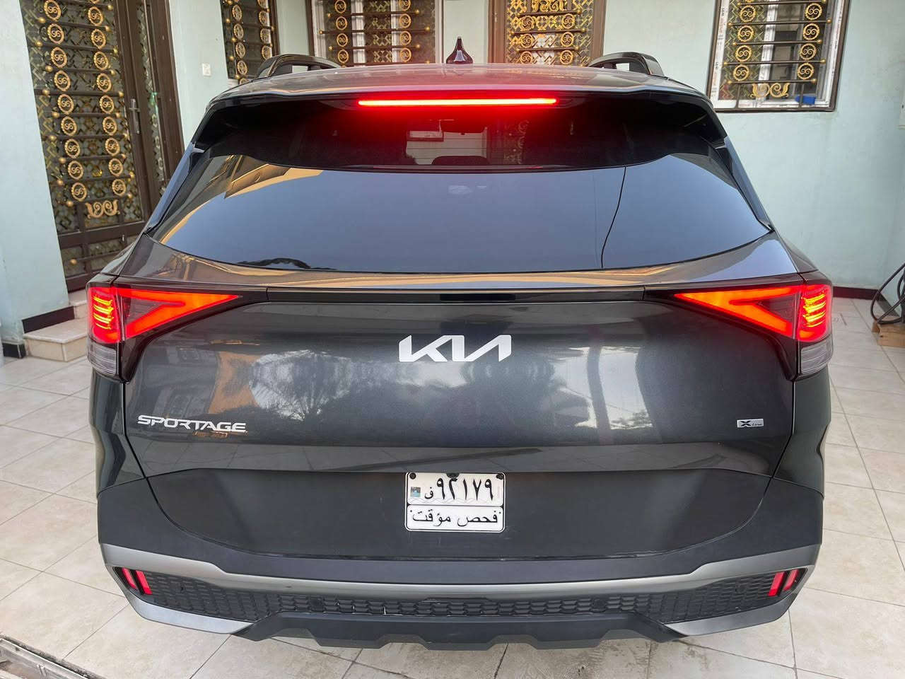 كيا سبورتج موديل2024 وارد امريكي
ضرر بسيط جداً فقط بارد بالبنيد بدون تبديل بدون صبغ بدون ارباك وصور الحادث بالمنشور مواصفتها فئه x-line
1-بنورما
2-بصمه تشغل عن بعد 
3-جنطه كهرباء
4-فور ويل 4x4
5-رادار امامي خلفي 
6-اوتو هولد 
7-كشن السائق كهرباء 
8-تدفئه كشنات 
9-تبريد امامي خلفي
10-شحن واير ليس
11-كامره خلفيه وحاسات اماميه خلفيه
12-شاشه كبيره متصل 
13-تبريد بيانو
14-دشبول دجيتل 
15-انظمه قياده 4وضعيات 
16-ايقاف ذاتي اوتو ستوب 
17-لد امامي خلفي 
وباقي المواصفات المعروفه 
محرك 2500
ماشيه 14 الف 
السياره بدون لوحات مكان السياره حله 
*********** الاستفسار

