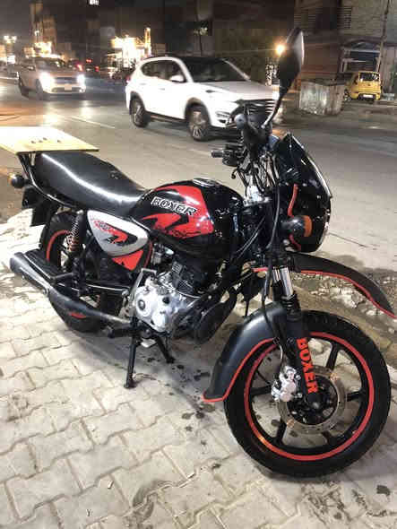 بوكسر ٢٠٢٣ رقم انكليزي بسمي تحويل ثاني يوم دراجه عليها ادامه وايدي بيها كلجات جدد كابريتر جديد كل غراضها باجاج الاصلي معدلها كلش حلو دراجه خير من الله بالحقيقه احلى من صور عارضها ٢٢٠٠ مكاني بغداد شعب رقمي ***********
