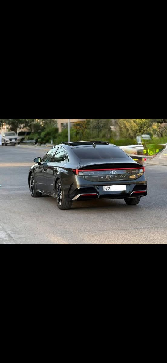 السلام عليكم
للبيع فقط سوناتا 2024 شكل جديد

لون رصاصي
فول مواصفات 1/1

‏2.5L حجم محرك
بنوراما
گير 8 نمر تعليك
بصمة تشغيل وابواب
المقاعد: كهربائي  + تدفئة 
٥ وضعيات قيادة
جنطه ذكيه 
لايت لد 
بك لايت لد 
ترحيب
دشبول الاكتروني 
شاشه كبيره 
كير تعليك 
شحن لاسلكي
اوتو ستوب
اوتو هولد
رادار
نقطة عمياء
رادار خطوط شوارع
فوول تحكم ستيرن
سيارة رقم اربيل ترقيم ودخول جديد 
حادث جاملغ وباب خلفي صبغ ايرباك برده فقط

سياره  ماشيه 11 ألف فقط مشي امريكا
سعر مناسب (203)🔥

العنوان بغداد العطيفيه 

 للاستفسار 📞 

***********
