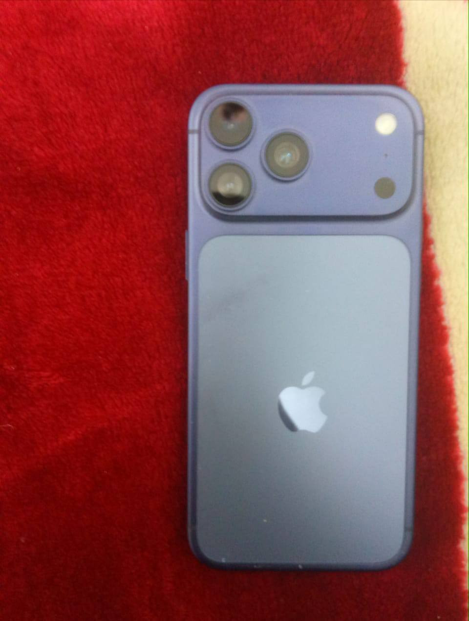 سلام عليكم ايفون 17 برو ماكس كوبي جهاز نضيف مستعجل عله بيعته 225 مكان شعب ***********
