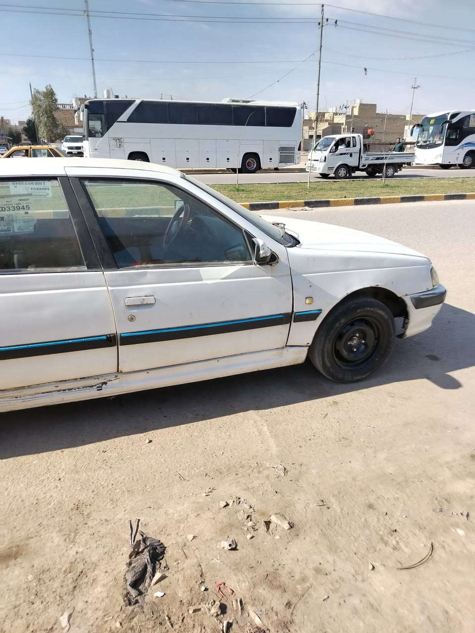 السلام عليكم اقرا تفاصيل قبل لا تتصل بياع الشراي لا ابيع اله ولا ارواس
بيجو بارص ١١  حداديه تبريد مكفول محرك بدايه كازكيت مايكلف ١٠٠ الف ابيع كايم تايرات نظيف بدي بيه هلالات خلفيه معجون مبين تصوير سعرها ٢٠ ورقه بيها مجال ***********
