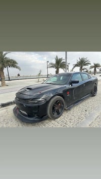 تشارجر RT 5700 موديل ٢٠١٦ كلين تايتل السيارة محدثة SRT بالكامل حتى حجر...