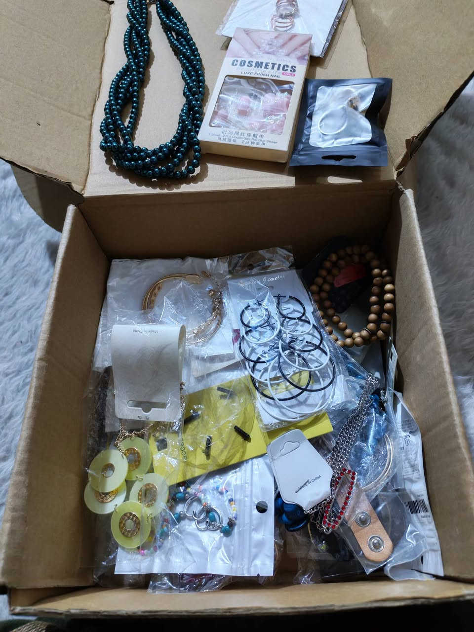 كراتين تراجي بال كارتون الواحد٥٠ قطعة اكسسوارات مشكل ب١٥الف مع التوصيل
4 كيلو ونص تراجي
و411 كارت تراجي جاهزة للبيع 🔥
💰 صفقة ثقيلة حرفياً… مو كلام!
😏 اللي يعرف السوق يعرف
هاي مو بضاعة… هاي ربح واقف ينتظر صاحبه 💸
⏳ لا تتأخر
غيرك دا يحسب الربح وانت بعدك تقرأ!
📩 احجز هسه قبل لا تخلص


**إذا كنت صاحب هذا الإعلان وتريد حذفه لأي سبب، رجاءا أرسل رسالة إلى الدعم الفني**