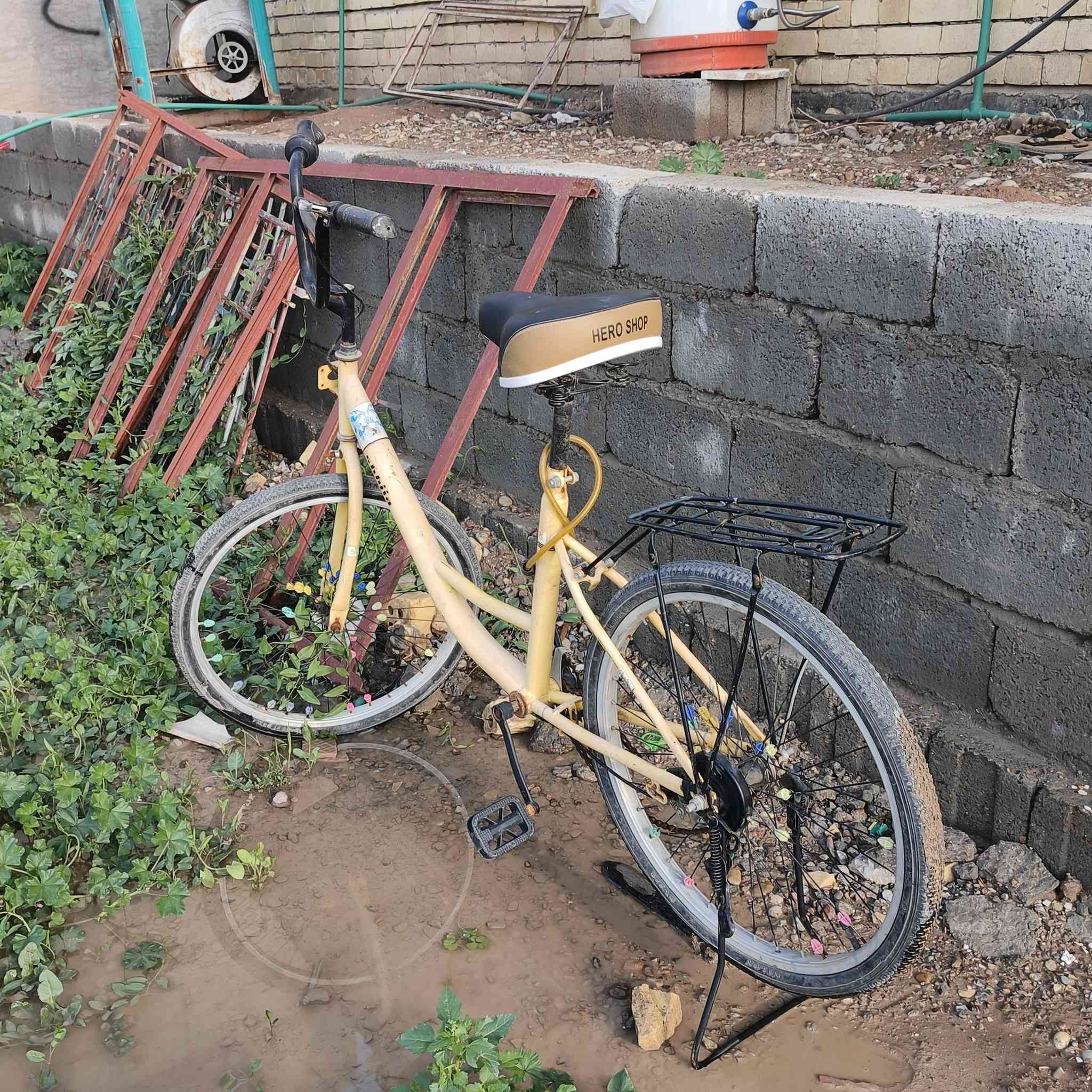 بايسكل مستعمل للأستفسار ***********
