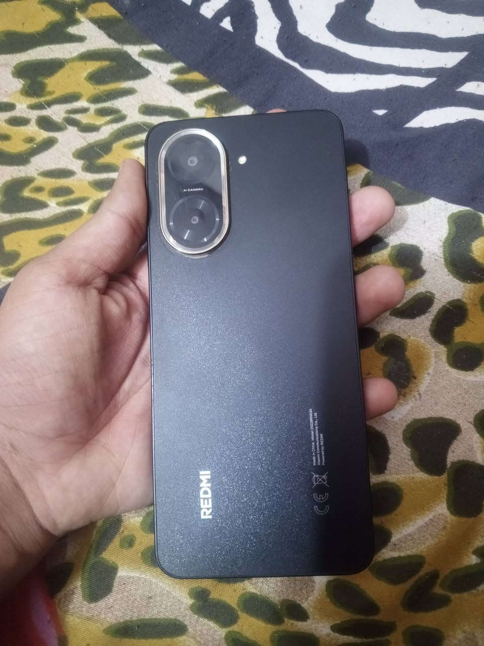 السلام عليكم Redmi A5 ذكرا 128 اصدار 15 بطاريه 5200
السعر 70 
وبي مجال 
عنواني ذيقار سوق الشيوخ حي العسكري قراب المحكمه الجديده 
رقمي واتساب 
***********
